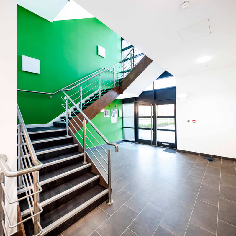 FIT-OUT